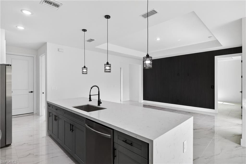 370 Butler Ave S, Lehigh Acres, FL 33974 Photo
