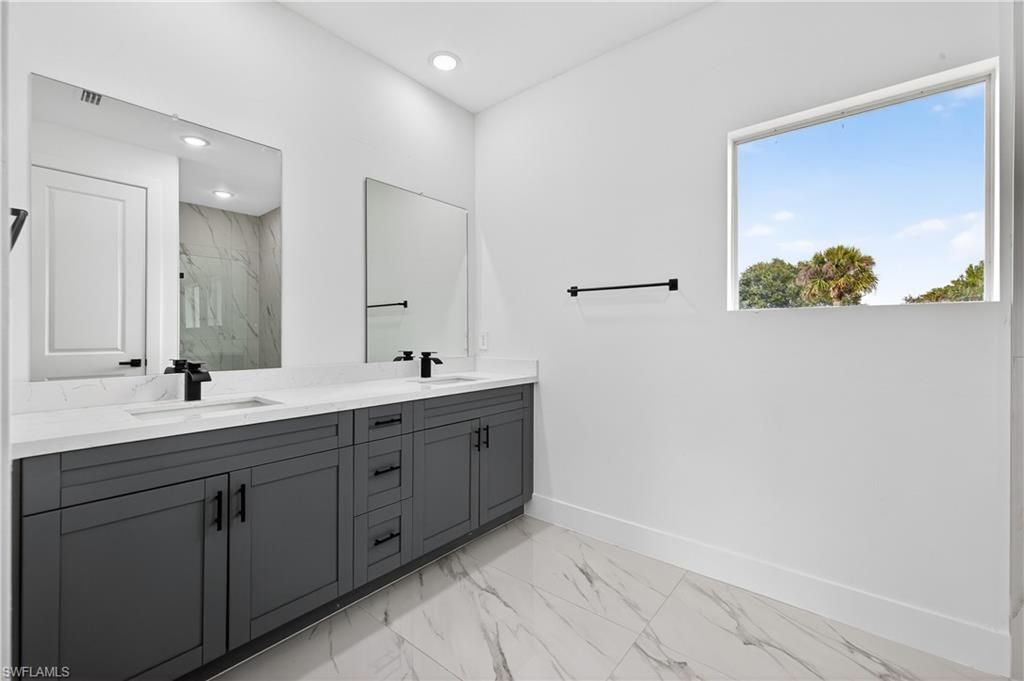 370 Butler Ave S, Lehigh Acres, FL 33974 Photo