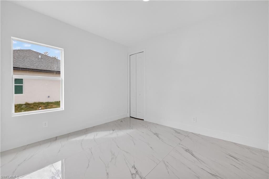 370 Butler Ave S, Lehigh Acres, FL 33974 Photo