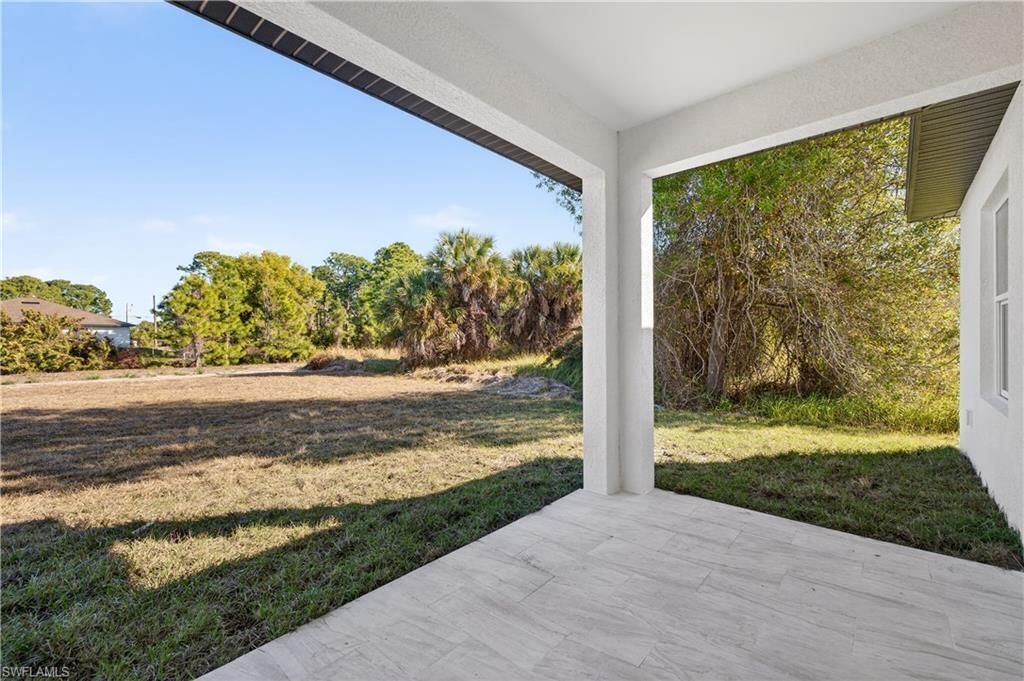 370 Butler Ave S, Lehigh Acres, FL 33974 Photo