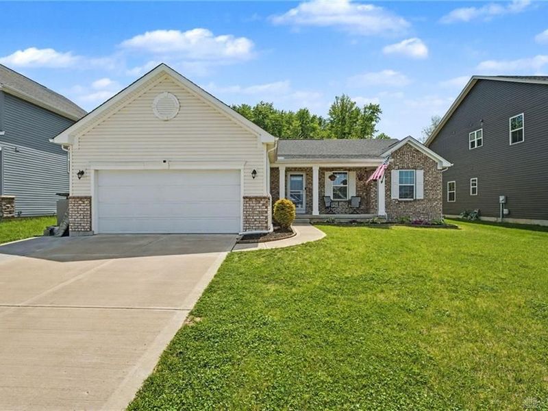 9229 Lakeside Street, Tipp City, OH 45371 Photo 1