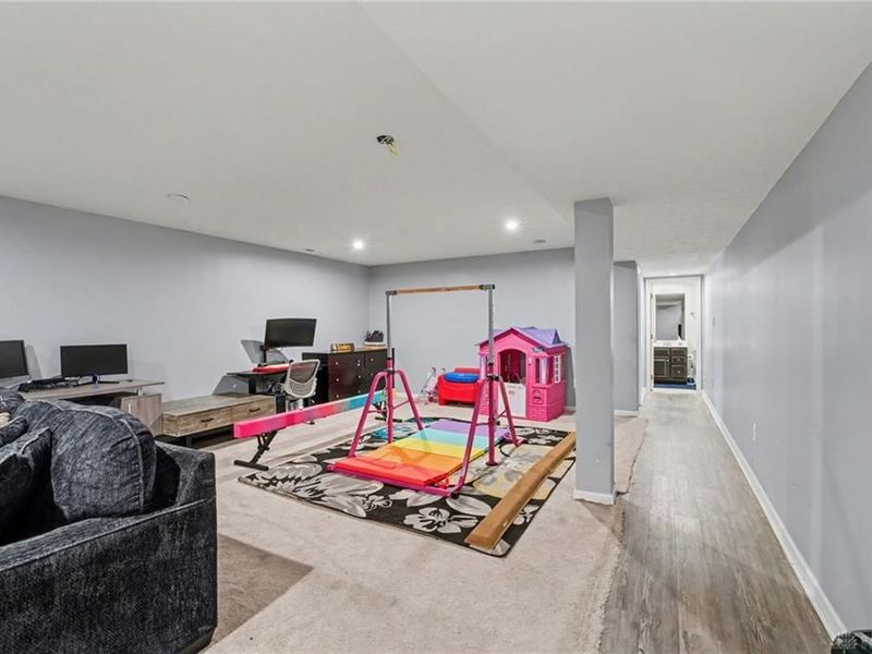 9229 Lakeside Street, Tipp City, OH 45371 Photo 26