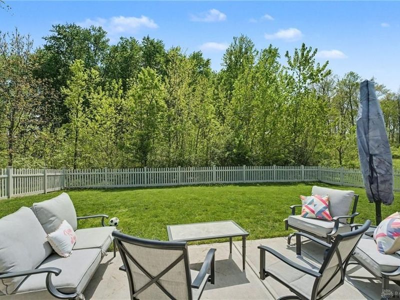 9229 Lakeside Street, Tipp City, OH 45371 Photo 32