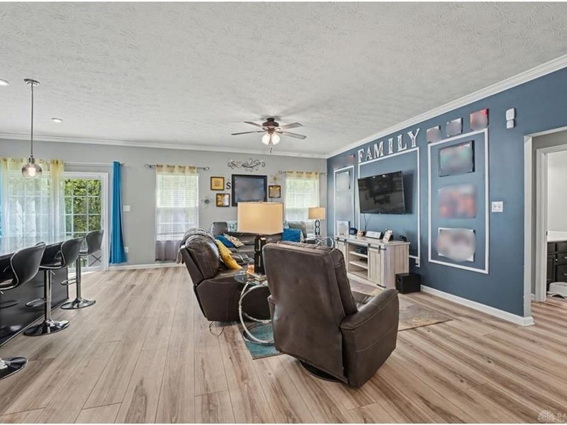 9229 Lakeside Street, Tipp City, OH 45371 Photo 6