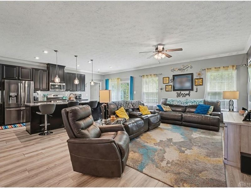 9229 Lakeside Street, Tipp City, OH 45371 Photo 7