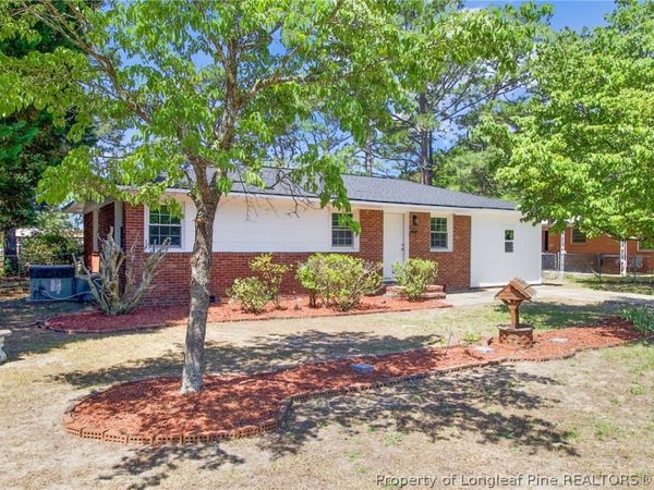 1826 Wayne Lane, Fayetteville, NC 28304