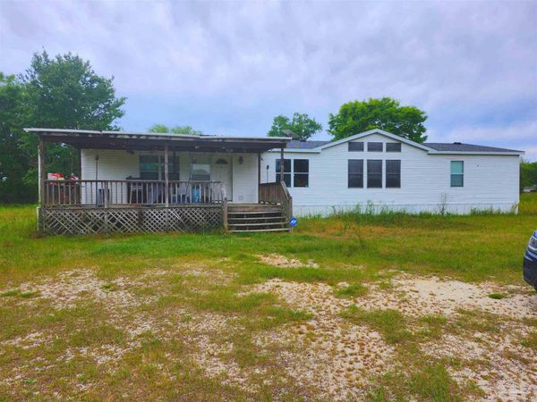 4051 Lambert Bridge Rd, Mcdavid, FL 32568