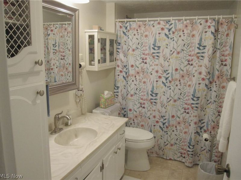 7351 Starcliff Avenue NW, North Canton, OH 44720 Photo 16
