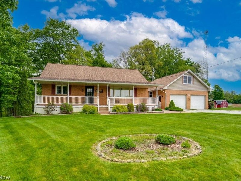 2267 Bellflower Road NE, East Rochester, OH 44625 Photo 1