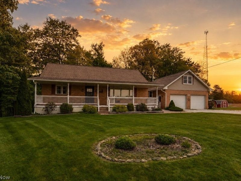 2267 Bellflower Road NE, East Rochester, OH 44625 Photo 2