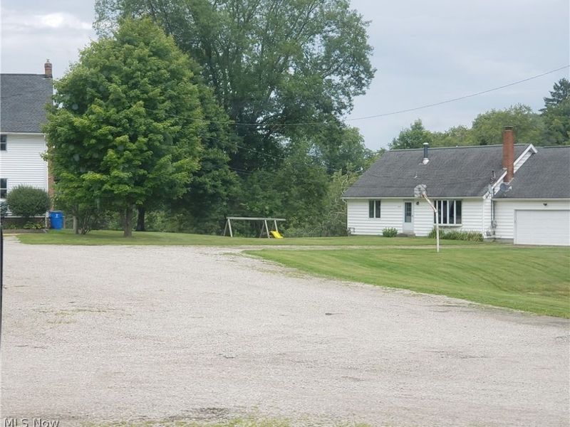 12765 Butternut Road , Burton, OH 44021 Photo 2