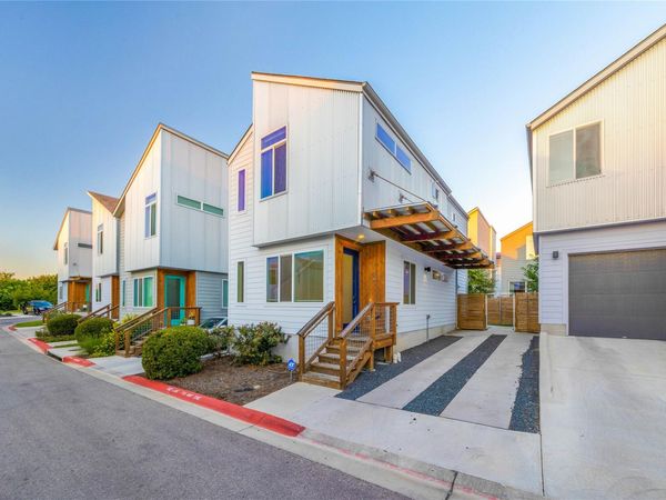 801 N Bluff DR, Unit 29, Austin, TX 78745