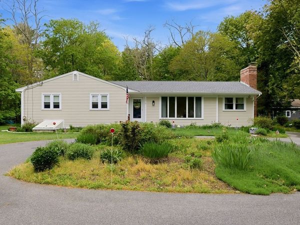 1519 Santuit Newtown Rd, Barnstable, MA 02635