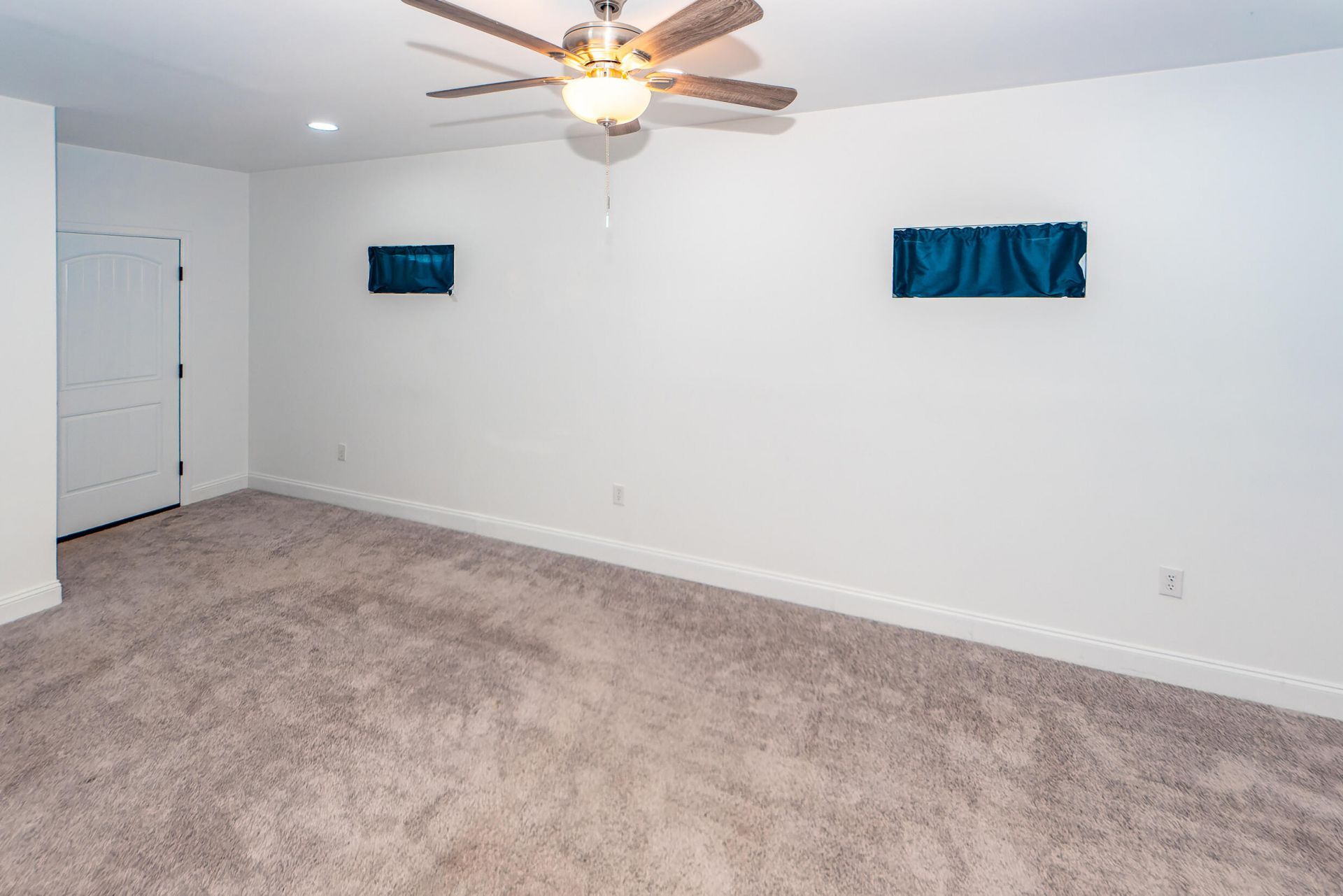 6933 Raymond Avenue Photo 26