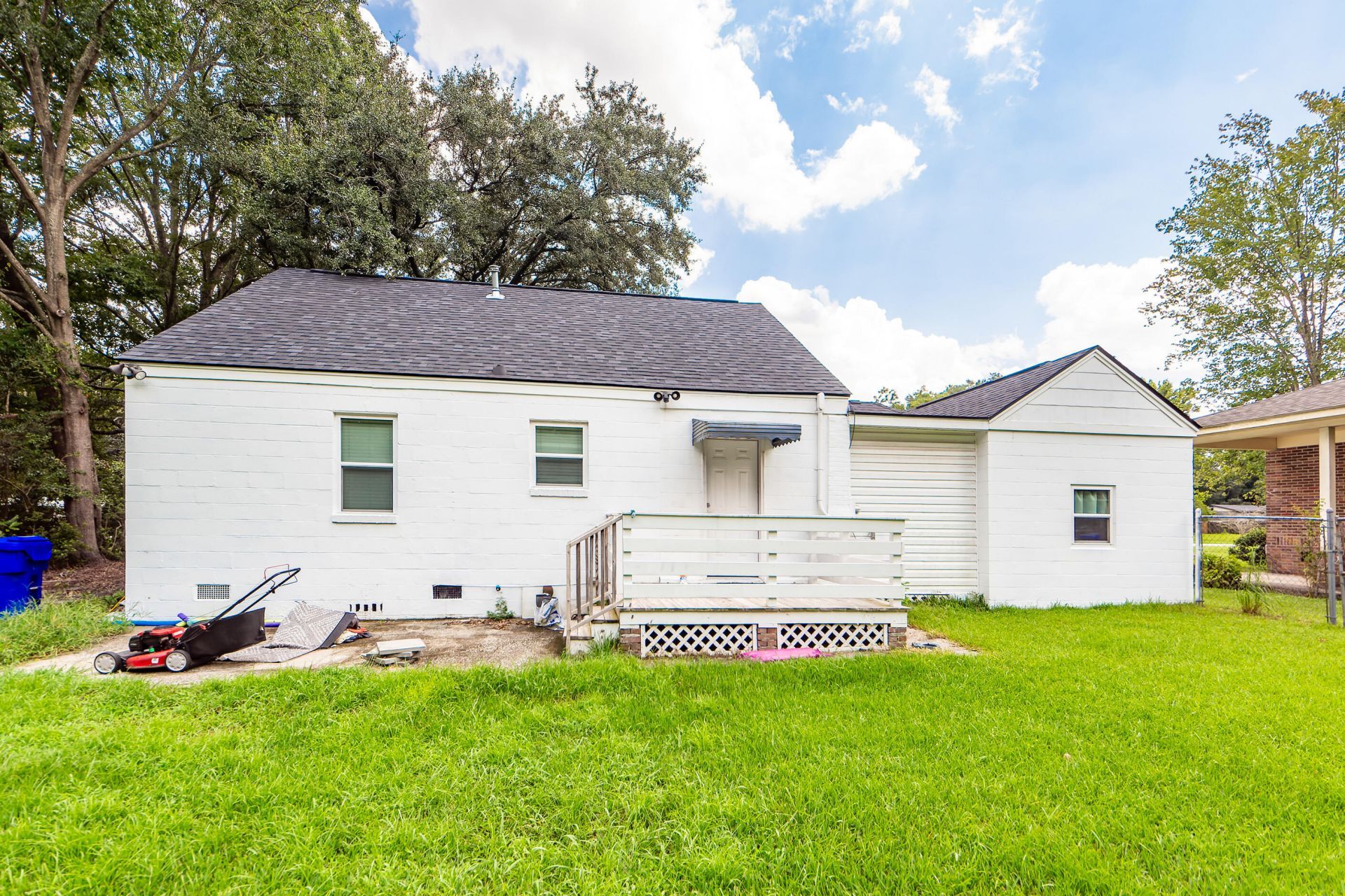 6933 Raymond Avenue Photo 32