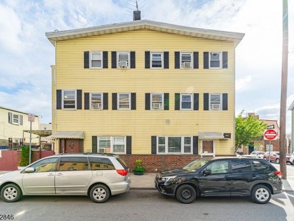 36 Wall St, Newark, NJ 07105