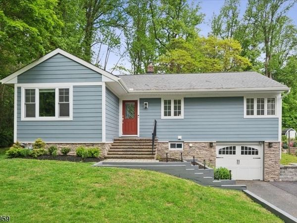 47 W Lake Blvd, Morris, NJ 07960