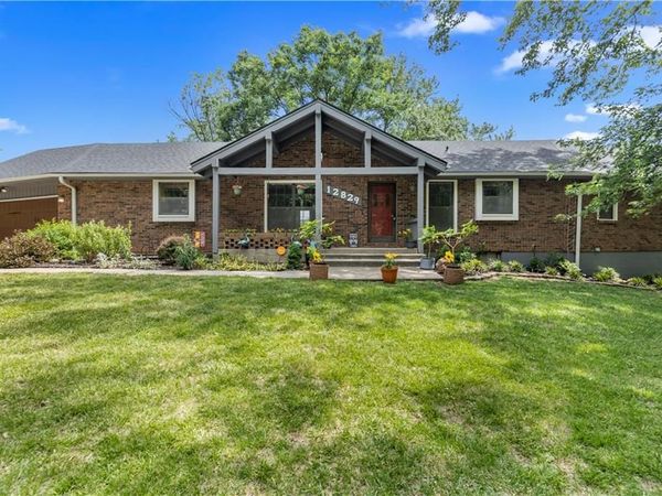 12829 McGee Street, Kansas City, MO 64145