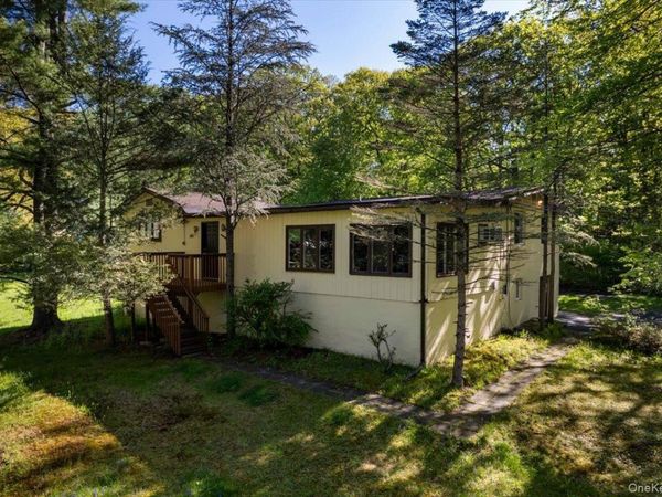 140 Camp Hill Road , Pomona, NY 10970