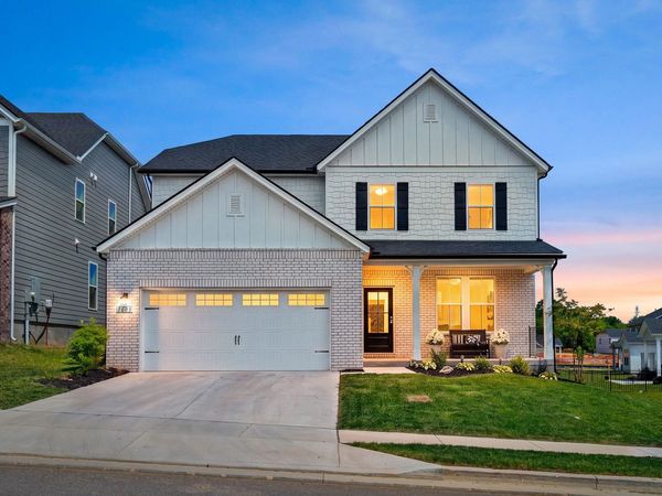 1003 Lionheart Dr , Hermitage, TN 37076