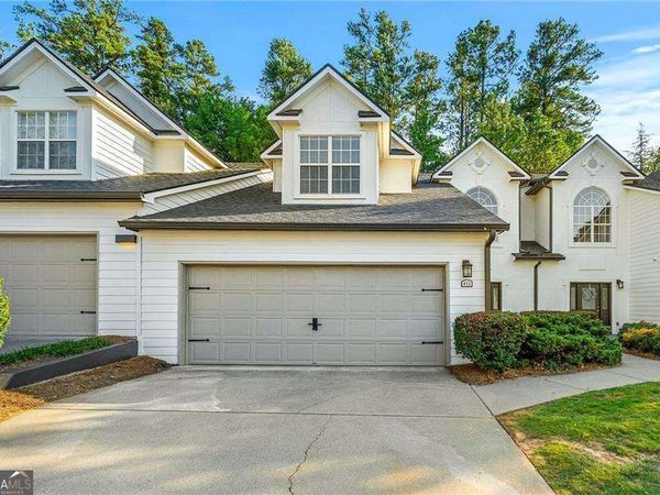 2015 Barrett Lakes Boulevard NW, Unit 415, Kennesaw, GA 30144