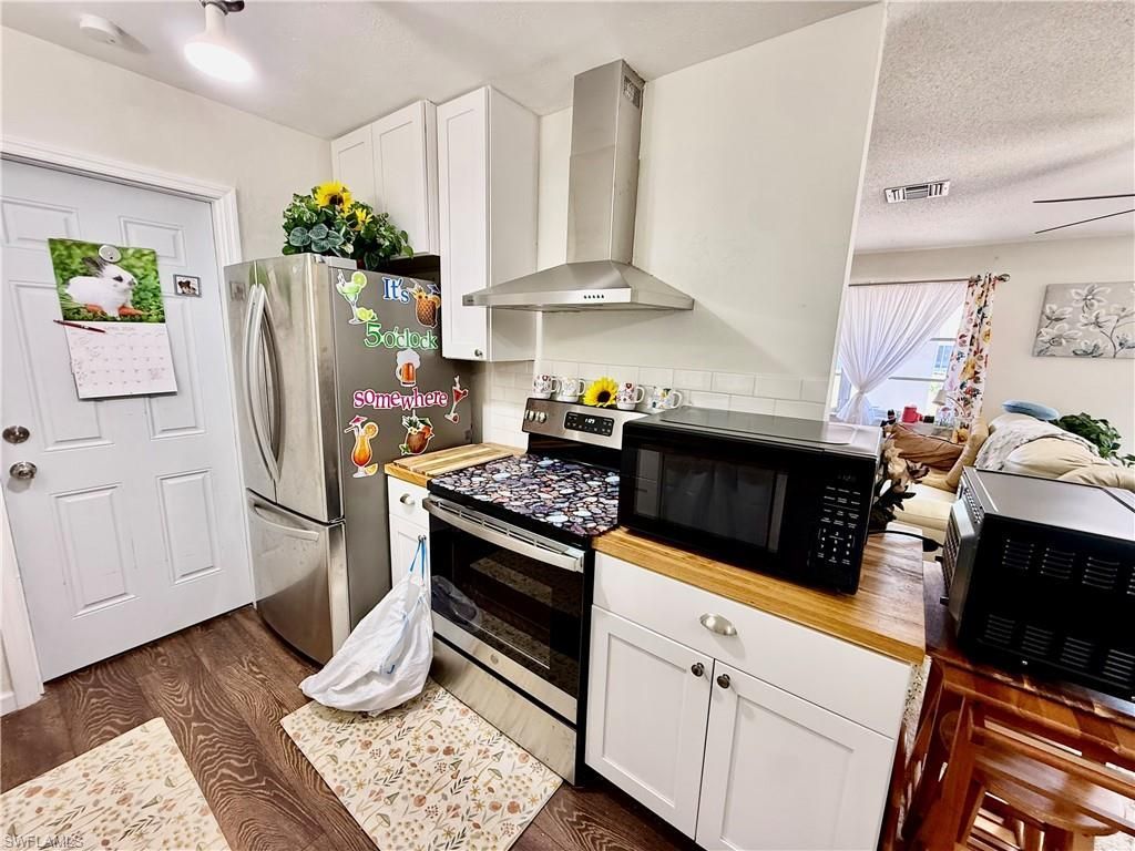 332 Dellwood Ave , Lehigh Acres, FL 33936 Photo