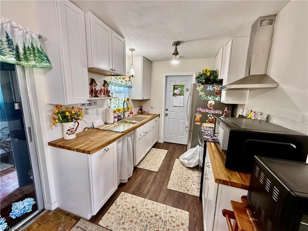 332 Dellwood Ave , Lehigh Acres, FL 33936 Photo