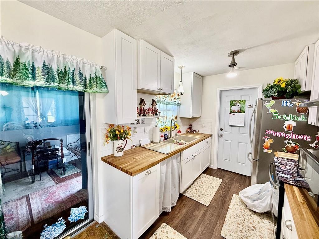 332 Dellwood Ave , Lehigh Acres, FL 33936 Photo