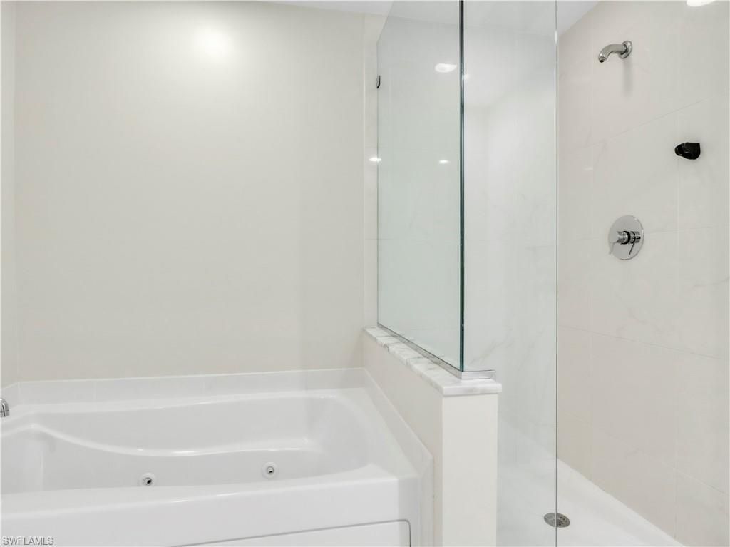 3000 Oasis Grand Blvd , Unit 2905, Fort Myers, FL 33916 Photo