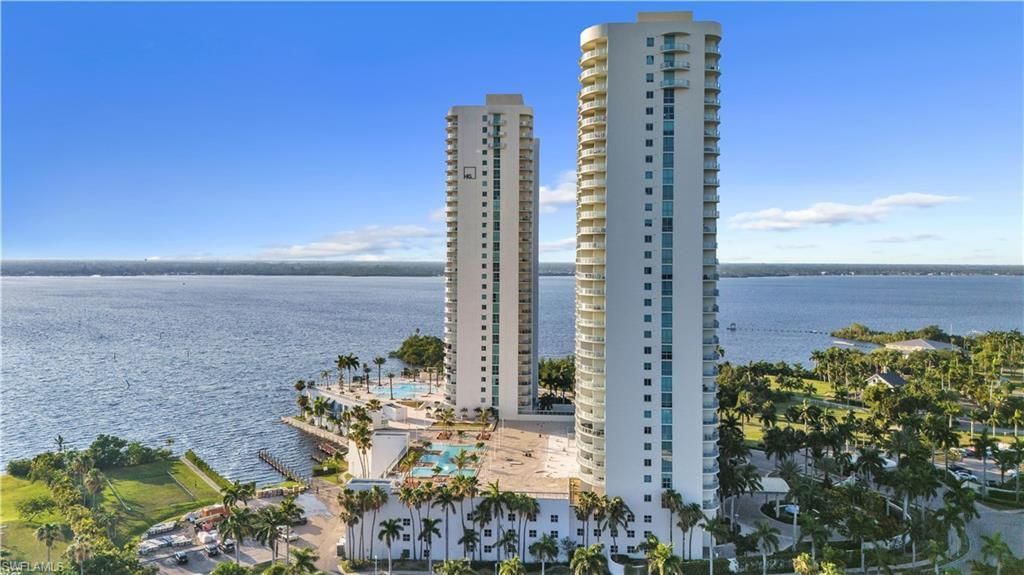 3000 Oasis Grand Blvd , Unit 2905, Fort Myers, FL 33916 Photo