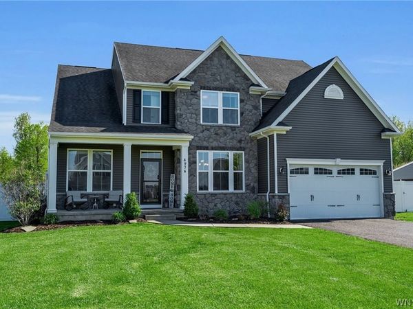 4974 Cloverleaf Lane , Lockport, NY 14094