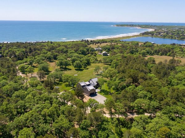61 Stonewall Road, Chilmark, MA 02535