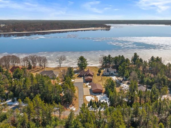 4633 MARTHAS LANE, Junction City, WI 54443