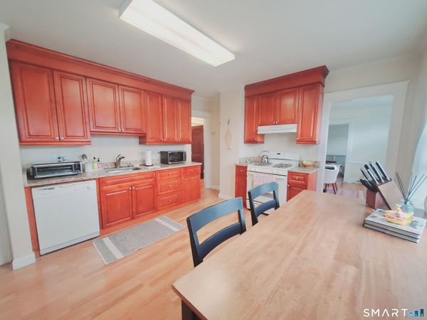 100 Colonial , Unit 2, Stamford, CT 06906