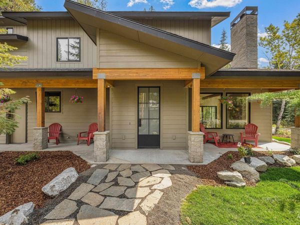 12850 Aurora Drive, Donnelly, ID 83615