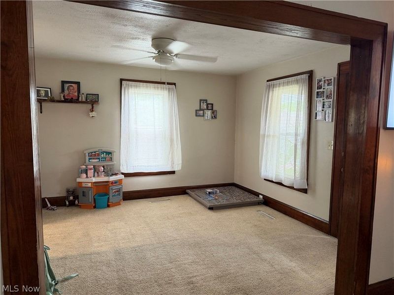 128 Mill Street NW, Sugarcreek, OH 44681 Photo 13