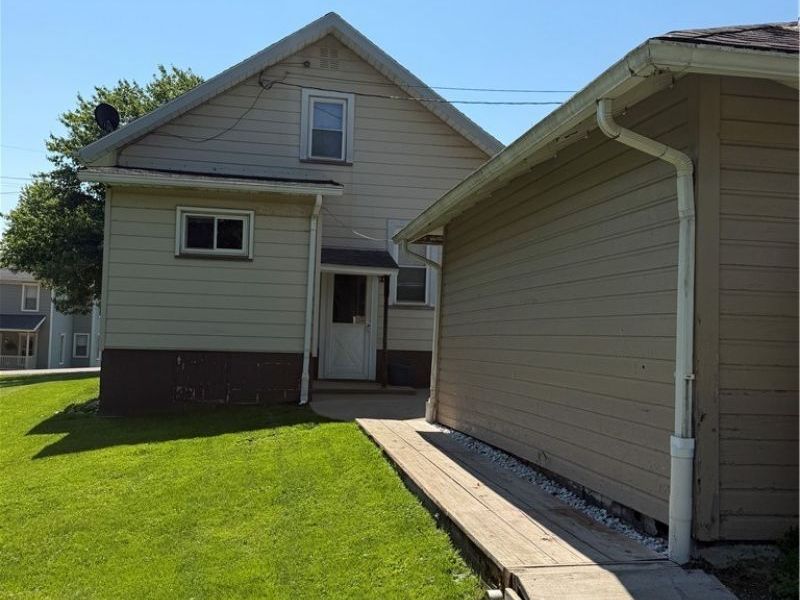 128 Mill Street NW, Sugarcreek, OH 44681 Photo 8