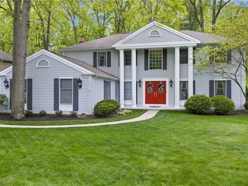 2180 Macon Court, Westlake, OH 44145 Photo 2