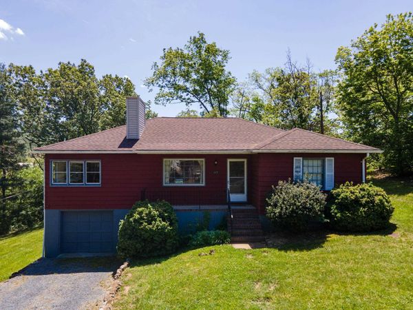 117 GROVE AVE, EDINBURG, VA 22824
