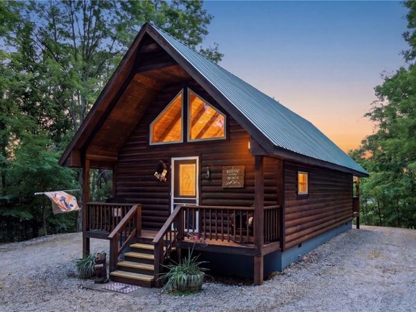 21754 W Highway 62, Eureka Springs, AR 72631