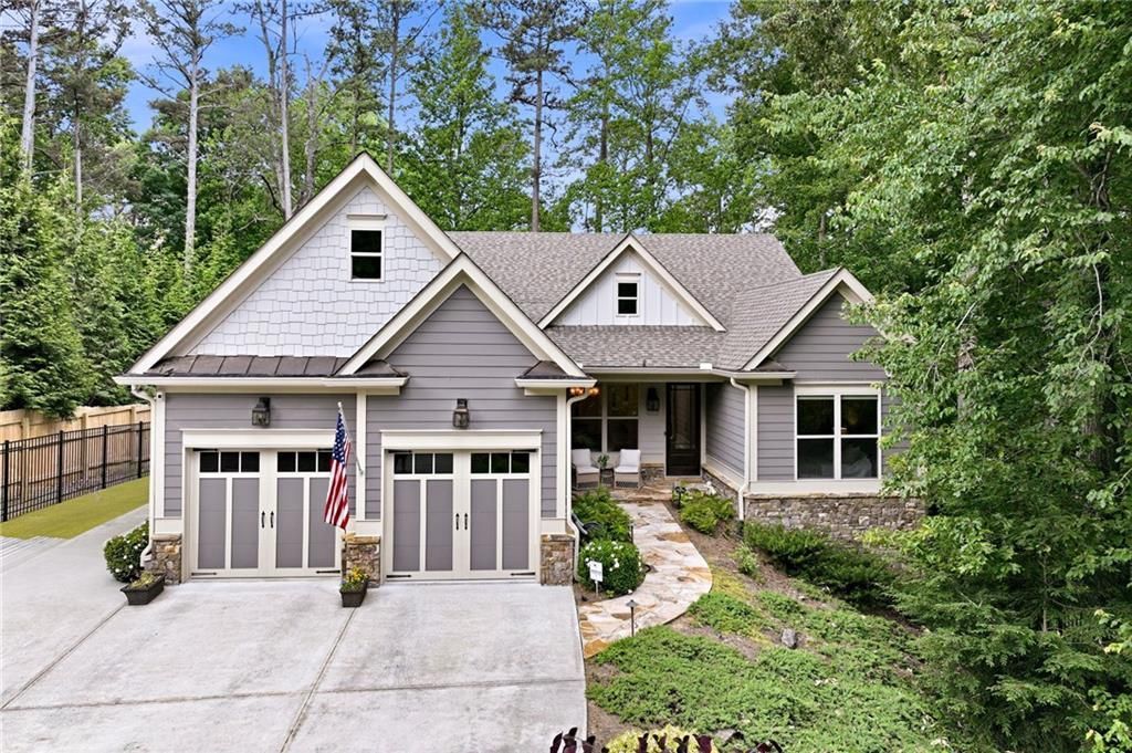6020 Lake Lanier Heights Road, Buford, GA 30518 Main Photo