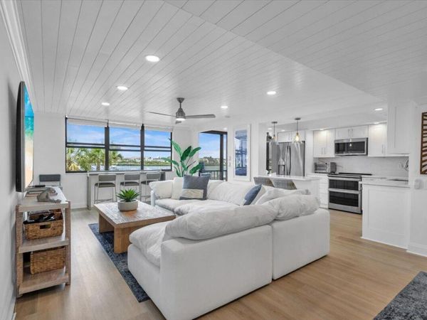 1648 Jupiter Cove Drive, Jupiter, FL 33469
