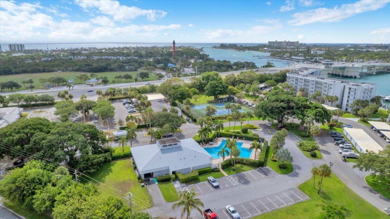 1648 Jupiter Cove Drive, Jupiter, FL 33469 Photo