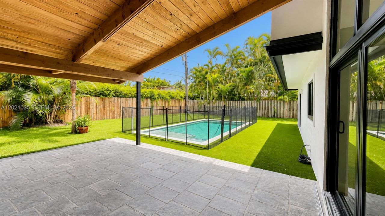2765 NE 35th Dr , Fort Lauderdale, FL 33308 Photo