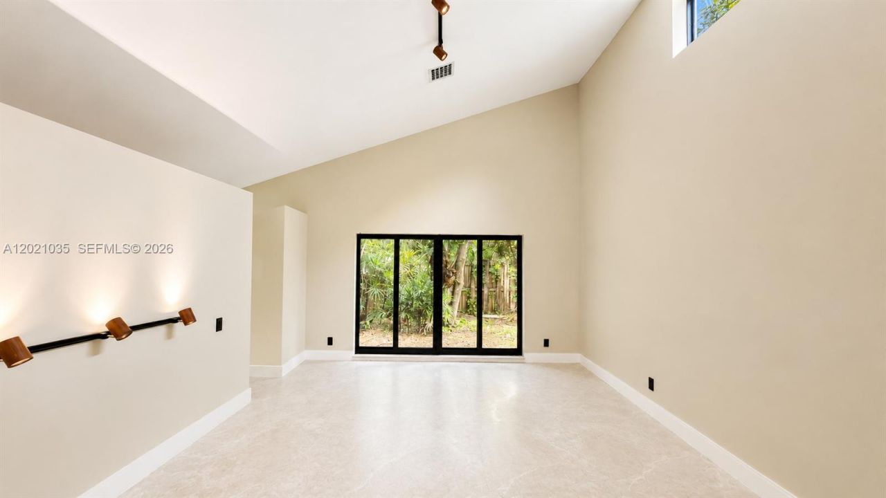 2765 NE 35th Dr , Fort Lauderdale, FL 33308 Photo