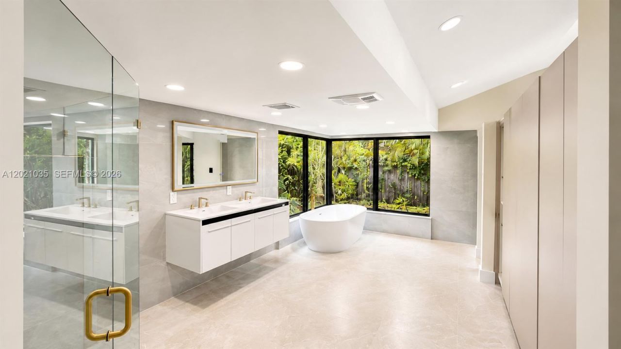 2765 NE 35th Dr , Fort Lauderdale, FL 33308 Photo