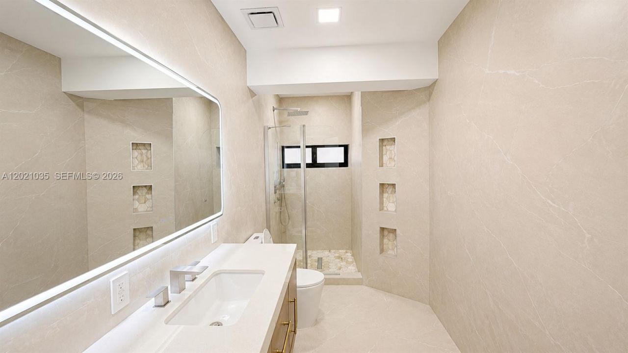 2765 NE 35th Dr , Fort Lauderdale, FL 33308 Photo