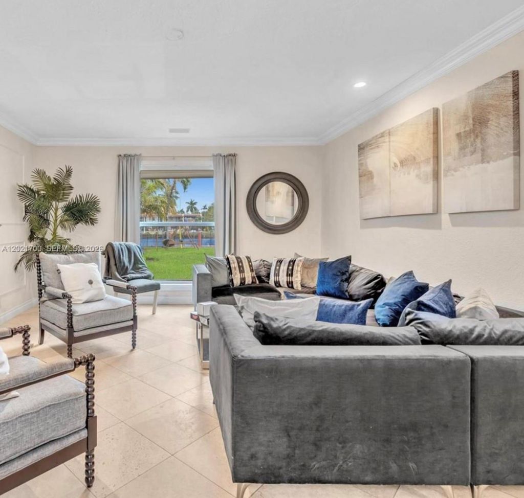 900 Diplomat Pkwy , Hallandale Beach, FL 33009 Photo