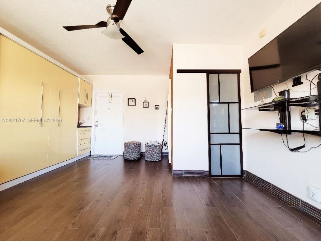 322 Harding St , Unit B101, Hollywood, FL 33019 Photo
