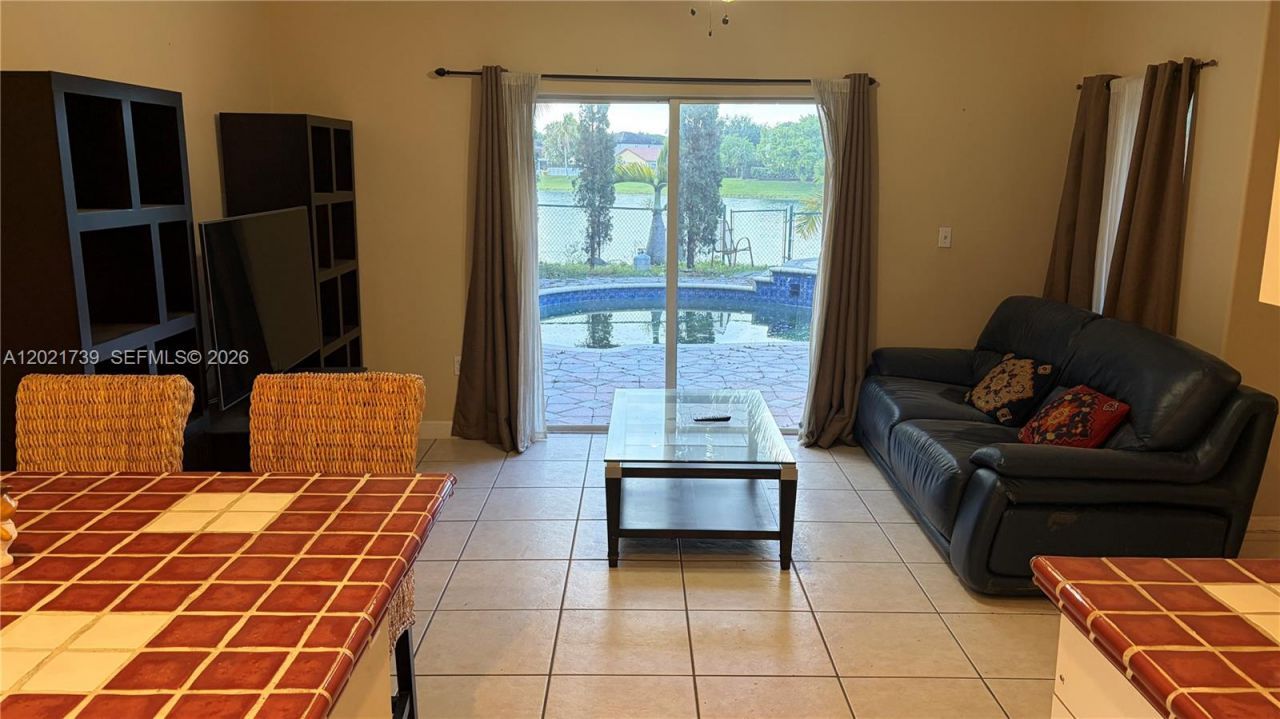 13553 SW 124th Ave Rd , Miami, FL 33186 Photo